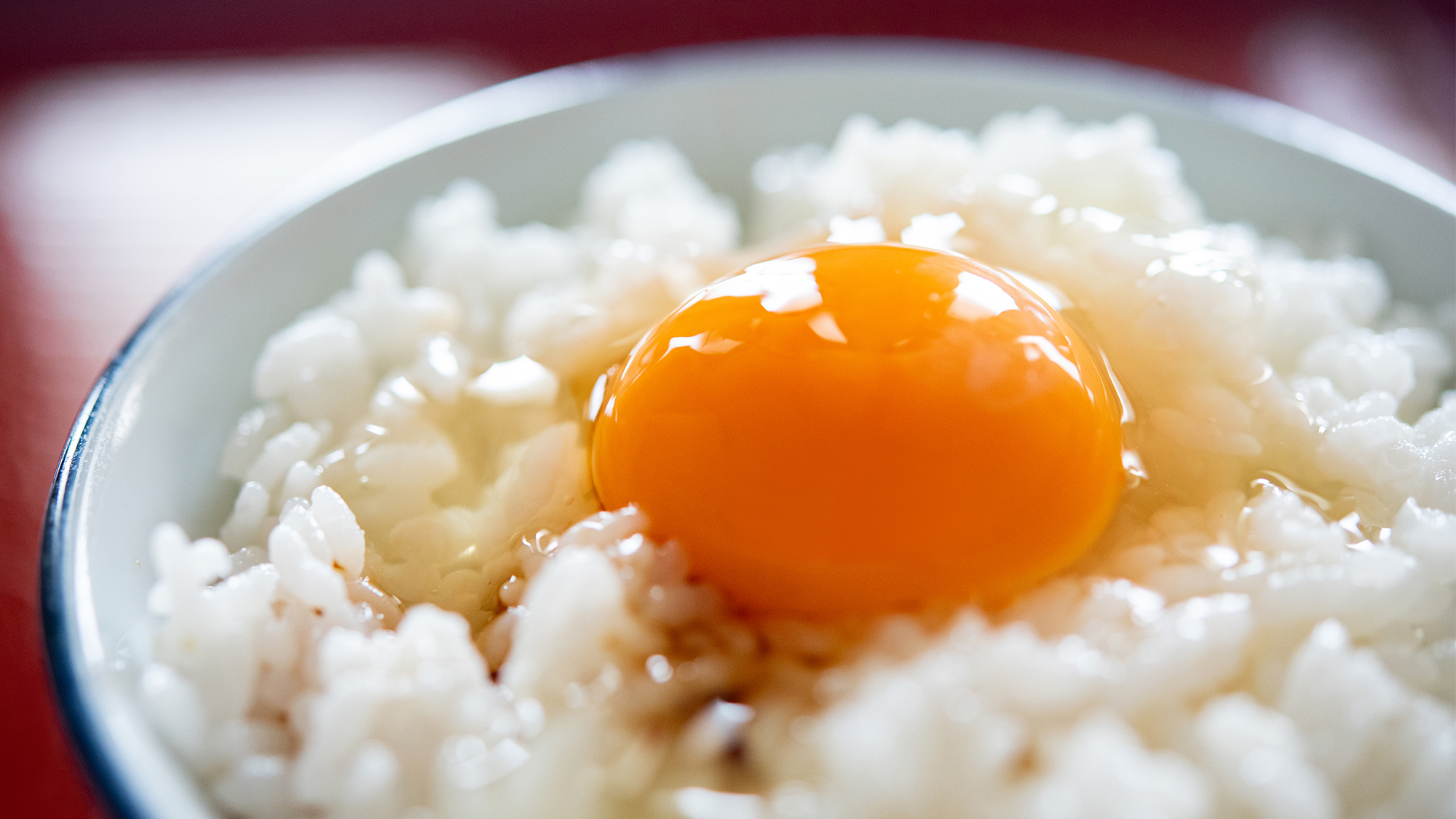 【朝食】兵庫の行列ができる卵かけご飯のお店と同じ「丹熊」の生卵を取り寄せて提供しております