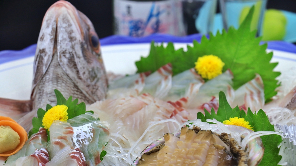 ◎夏季限定◎１１，５５０円で堪能できちゃう♪今が旬！！はも鍋＋姿造り 