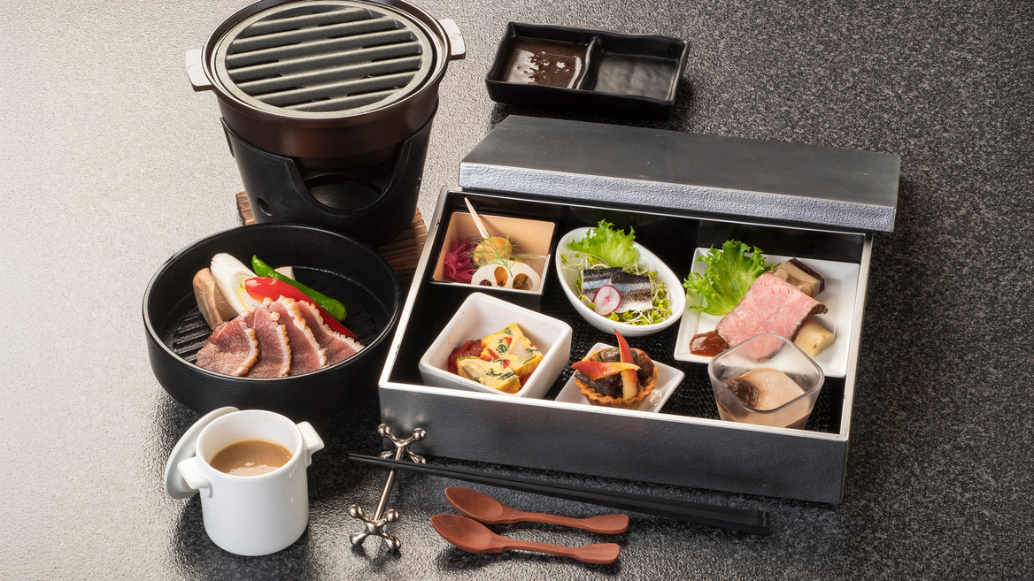 【大学生・専門学生限定】学タビ1泊2食付き創作洋食膳＋ハーフバイキングプラン