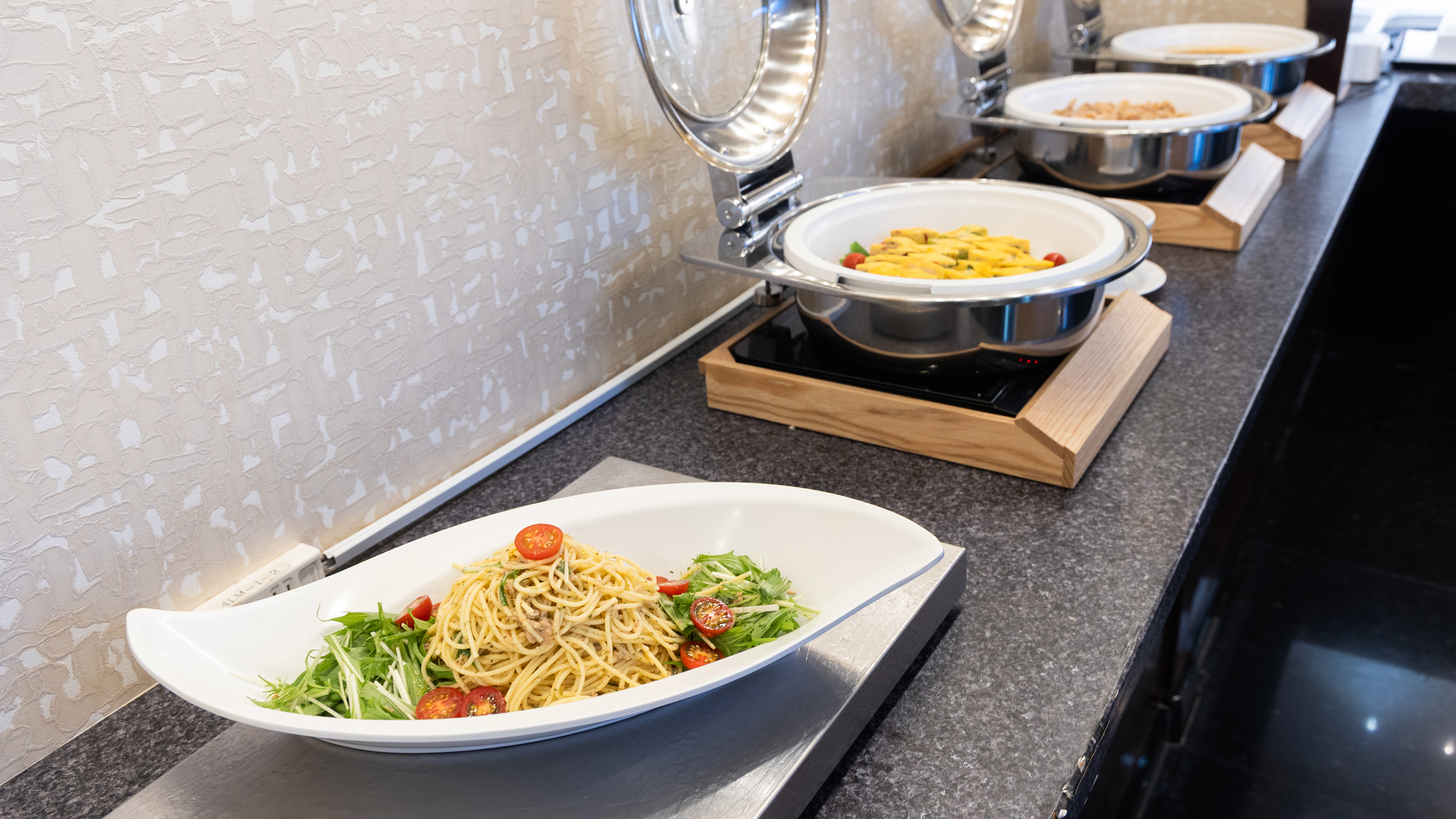 夕食ハーフバイキング一例