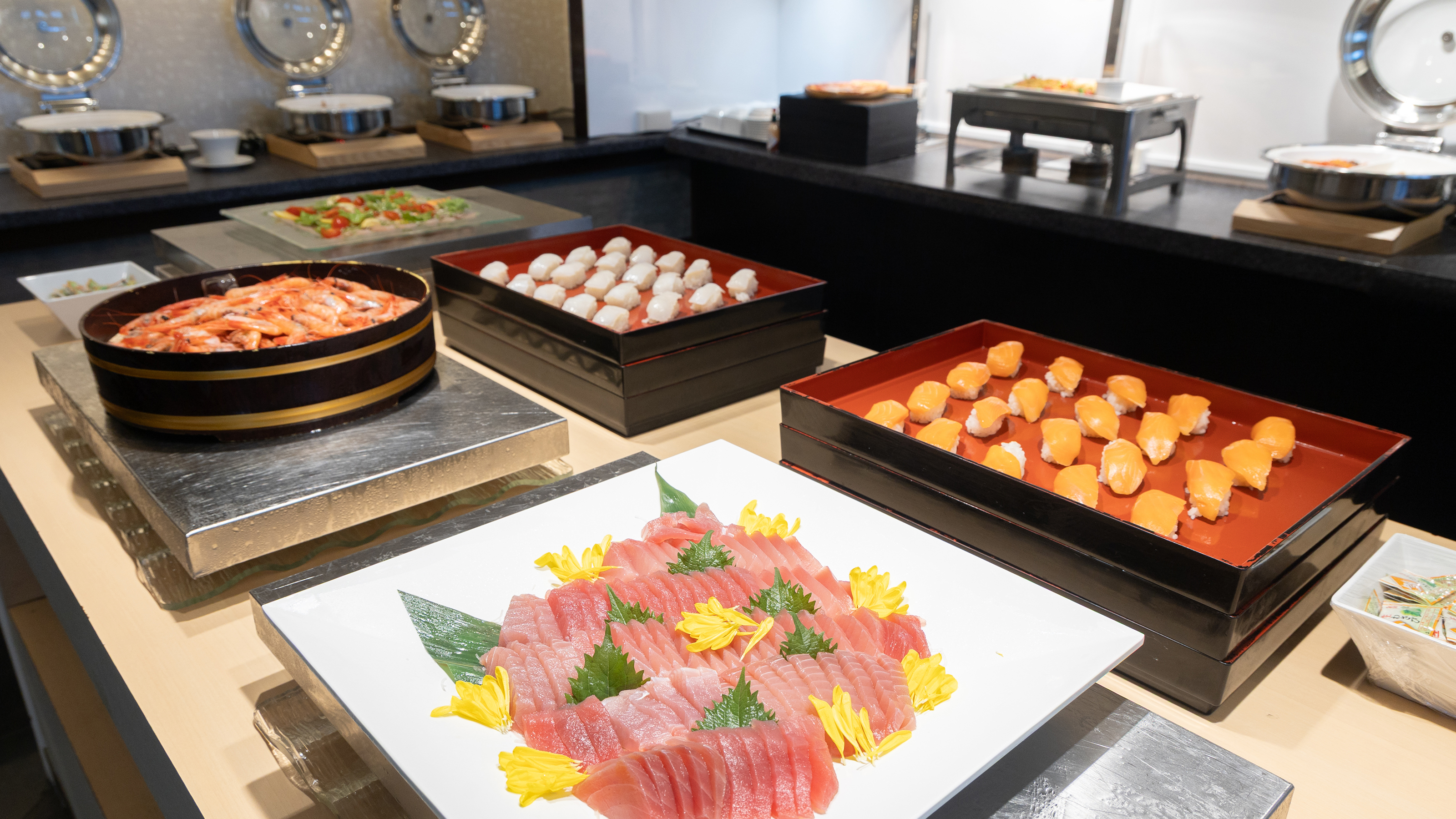 夕食ハーフバイキング一例