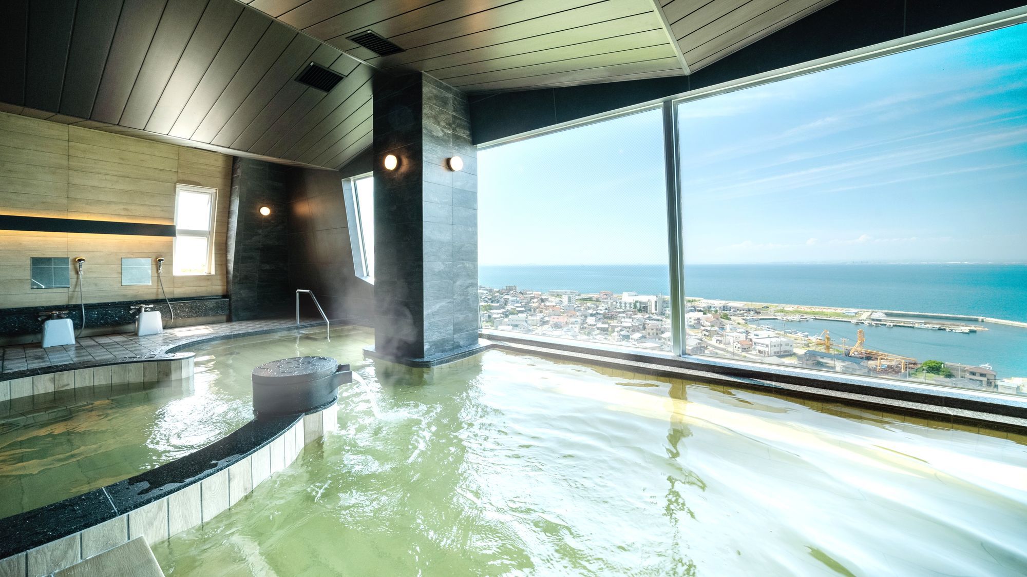 【2025年8月リニューアル／季節の会席】旬魚をどうぞ！料理長こだわりの会席