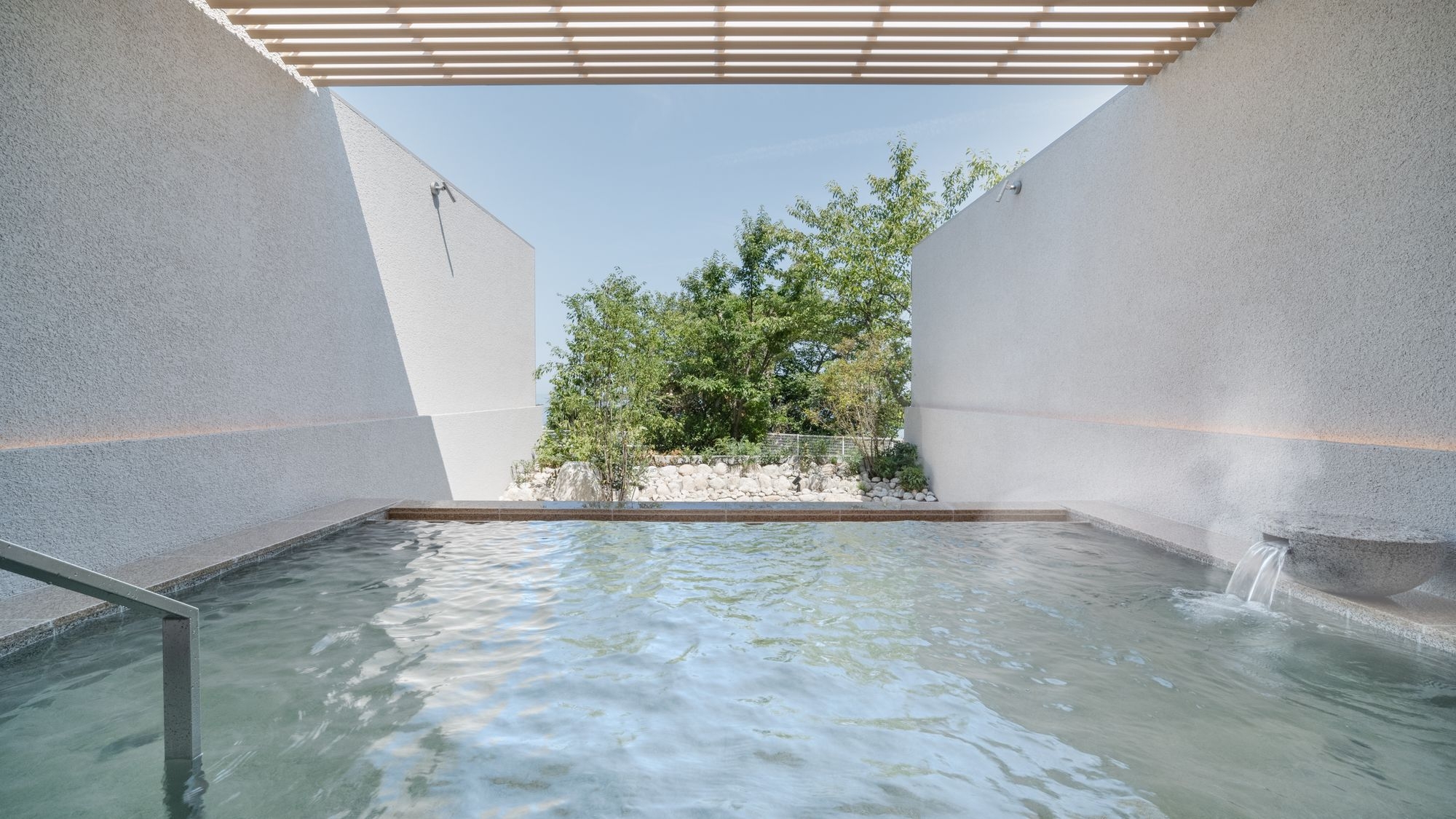 【2025年8月リニューアル／極み会席】淡路島三年とらふぐを使用した料理長おすすめ！