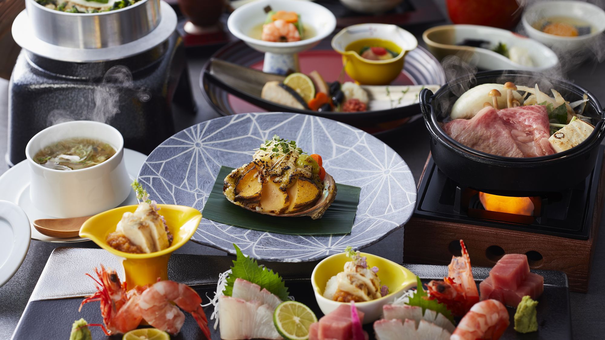 【2025年8月リニューアル／特別会席】淡路島の旬の味覚を盛り込んだお料理でおもてなし♪