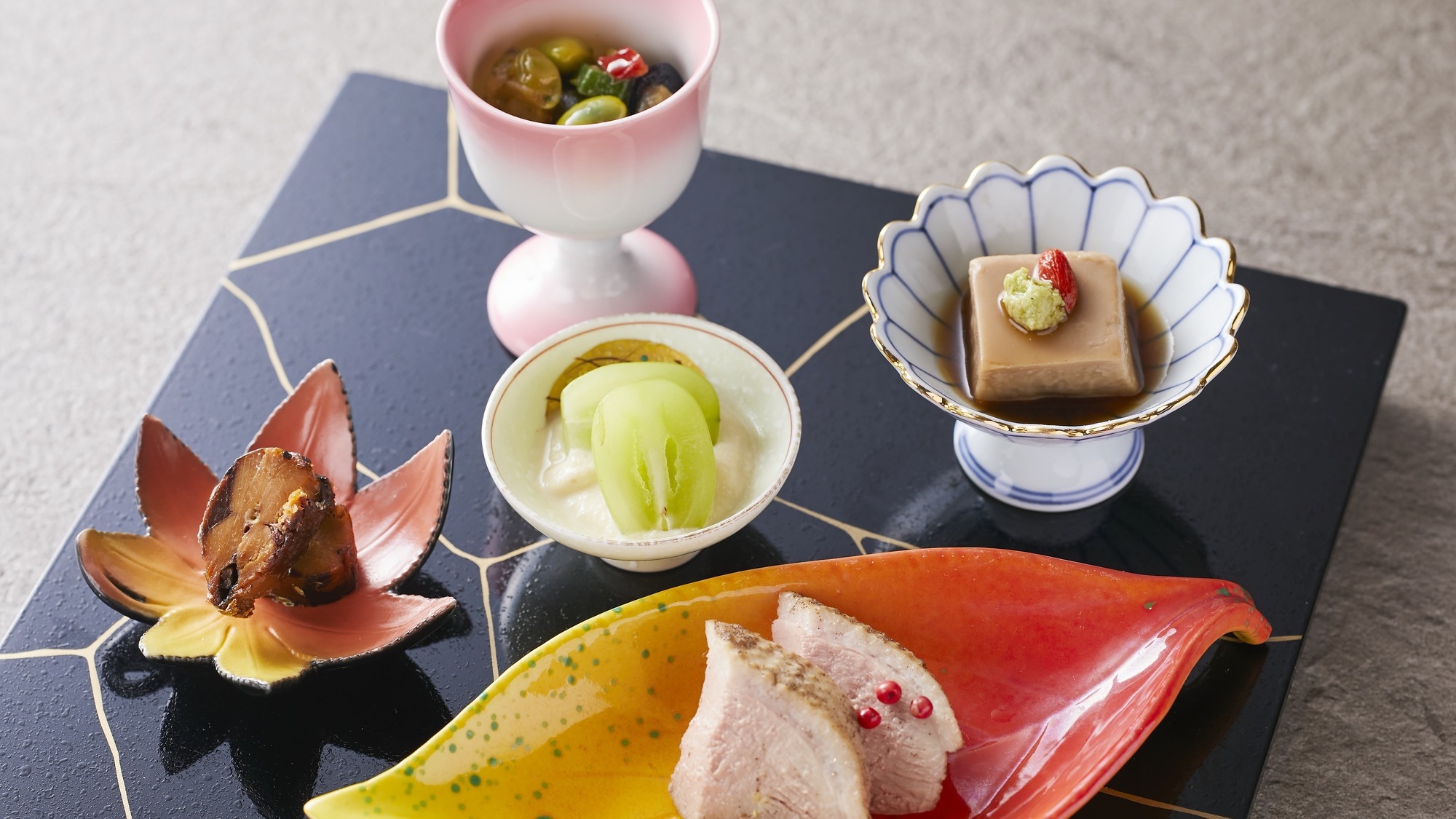 千年一酒造酒蔵見学+お土産付プラン！季節の彩り豊かな食材でおもてなし【特別会席】
