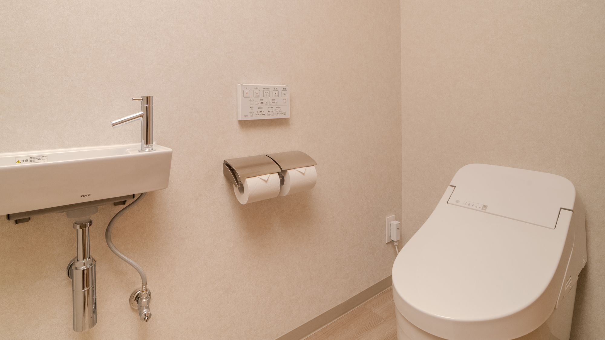 デラックスルーム（シャワーブース付）