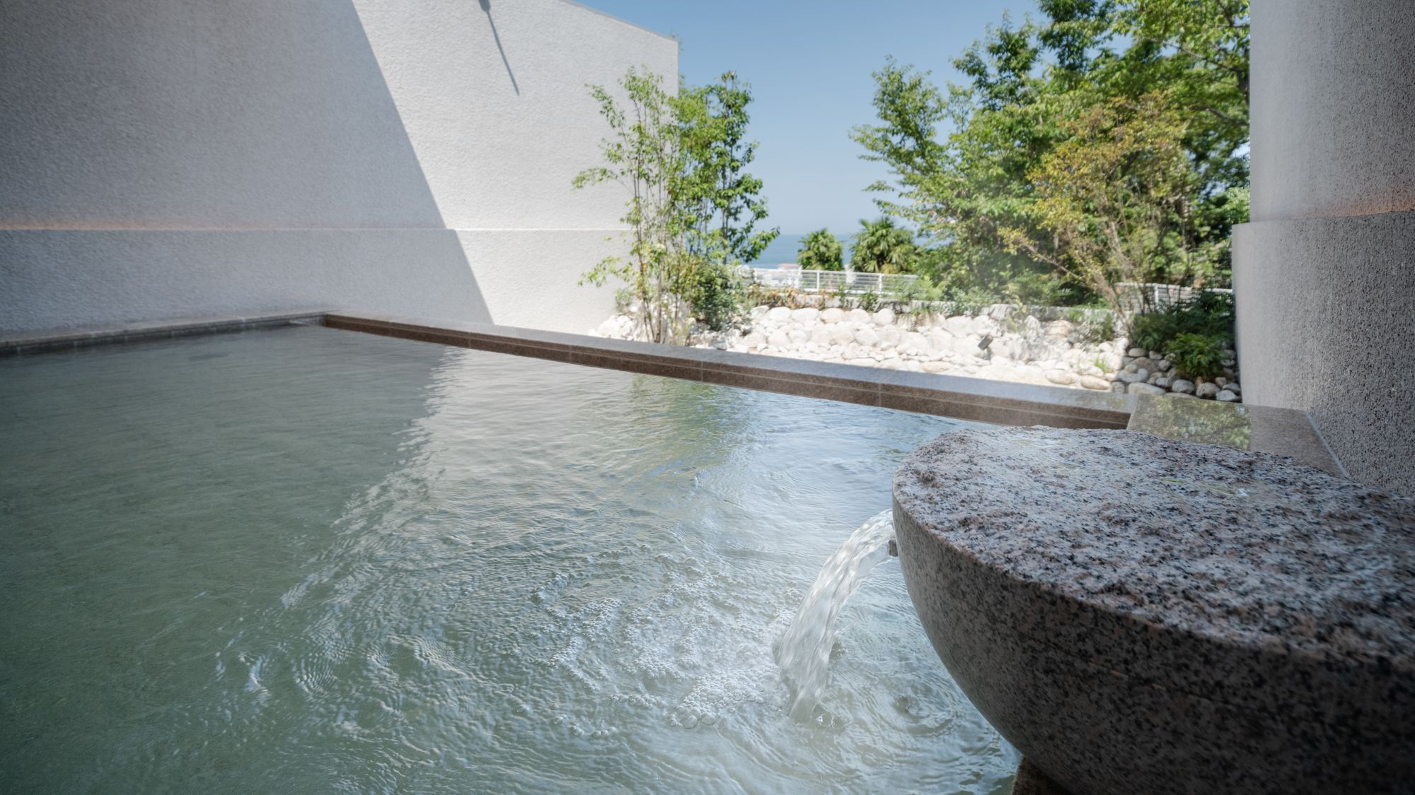 露天風呂（女性）（2025年8月リニューアル）