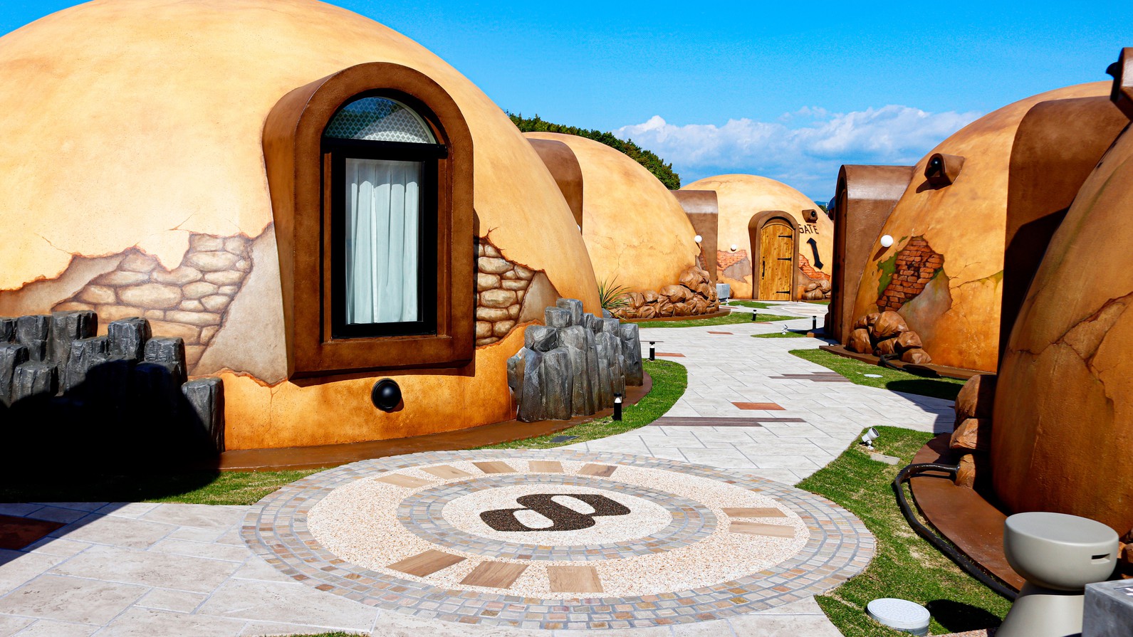 【ヴィレッジ8】外観