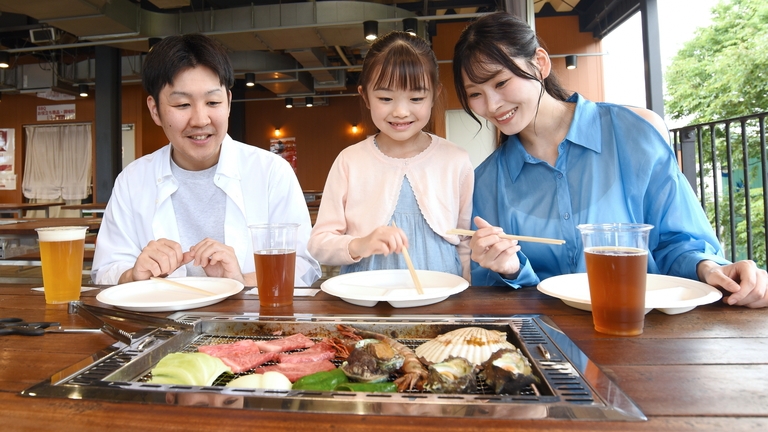 ・【BBQ体験★翌日昼食付（夕朝食なし）】2種類の温泉券×BBQランチで海鮮もお肉も堪能