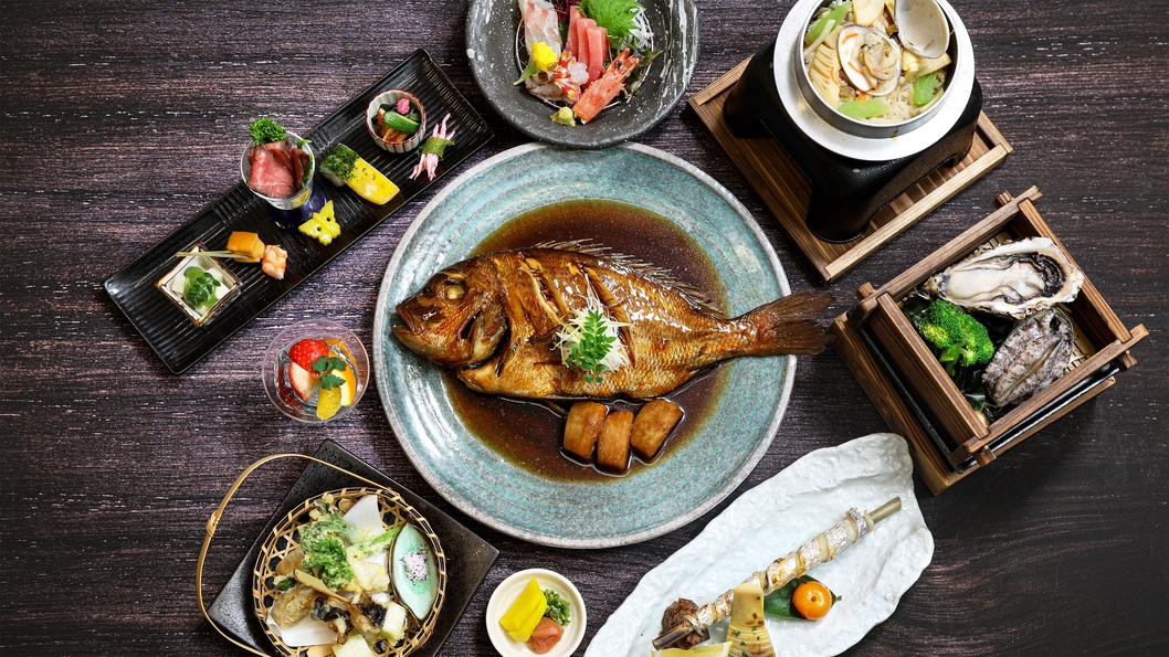 ・【季節の地魚尽くし会席】旬の海の幸を贅沢に食らう×2種類の温泉券