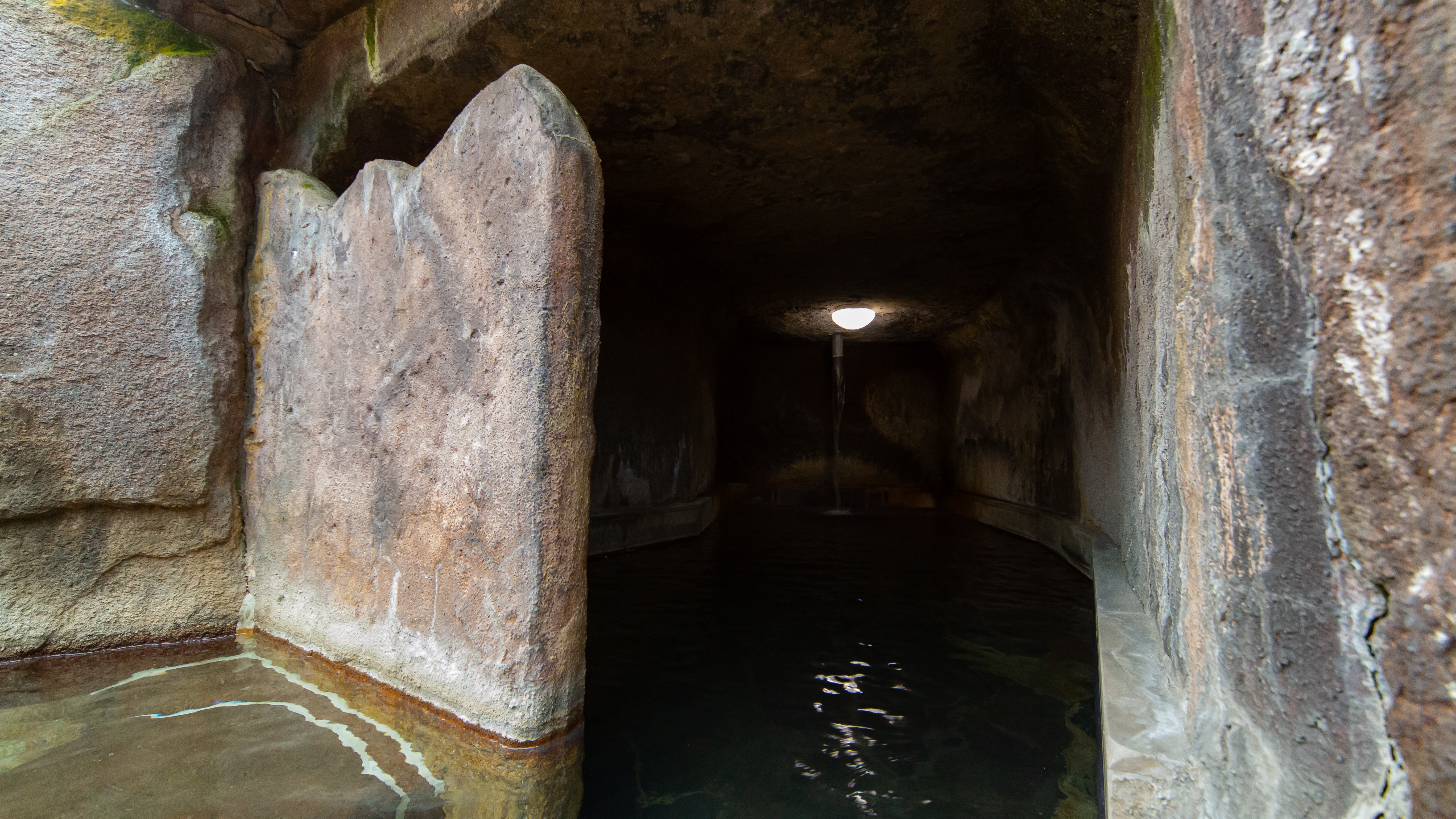 当館の泉質には来られた方々皆様に喜んで頂いています。