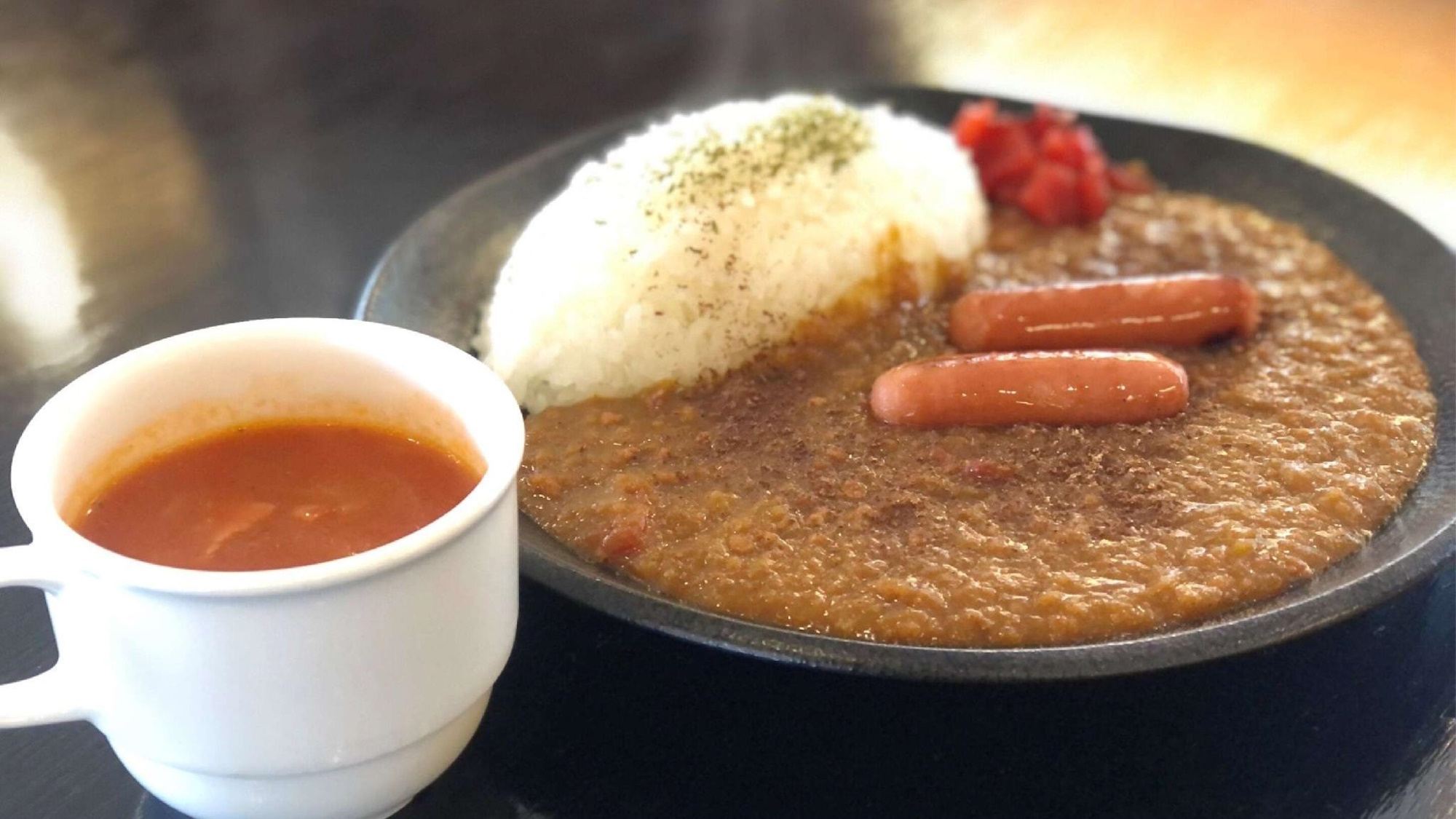 【夕食】館主自慢のまかないカレー