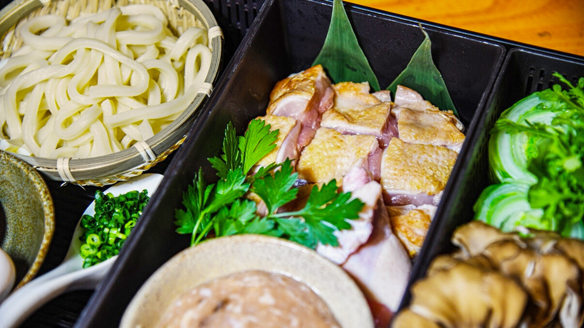 【田舎どりの水炊き】＜冬季限定＞中札内名産田舎どりを堪能！甘味とコクのあるジューシーな肉質♪