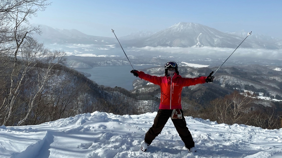 【スキーシーズン連泊】スキー場まで徒歩1分の好立地！あったかログハウスに連泊♪＜2食付＞