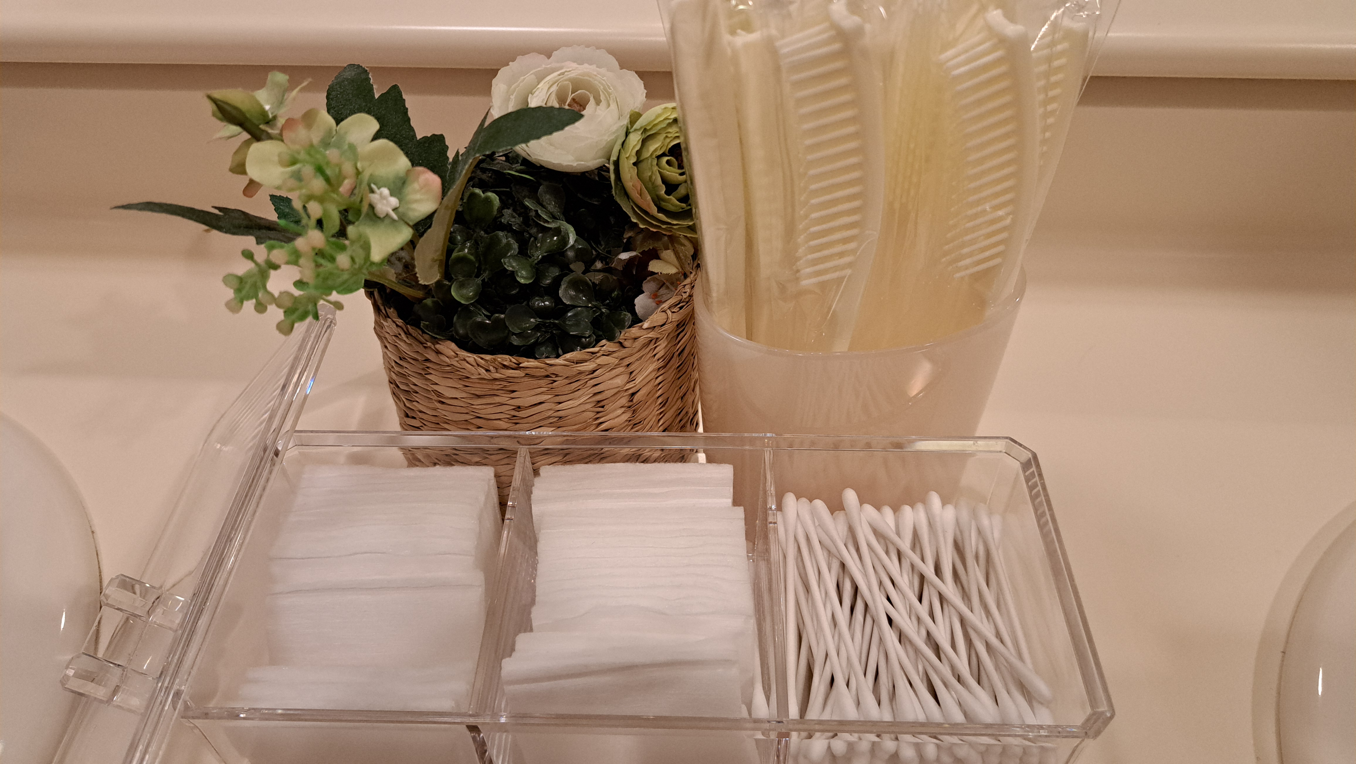 【女性浴場】コットン・綿棒・ヘアブラシ