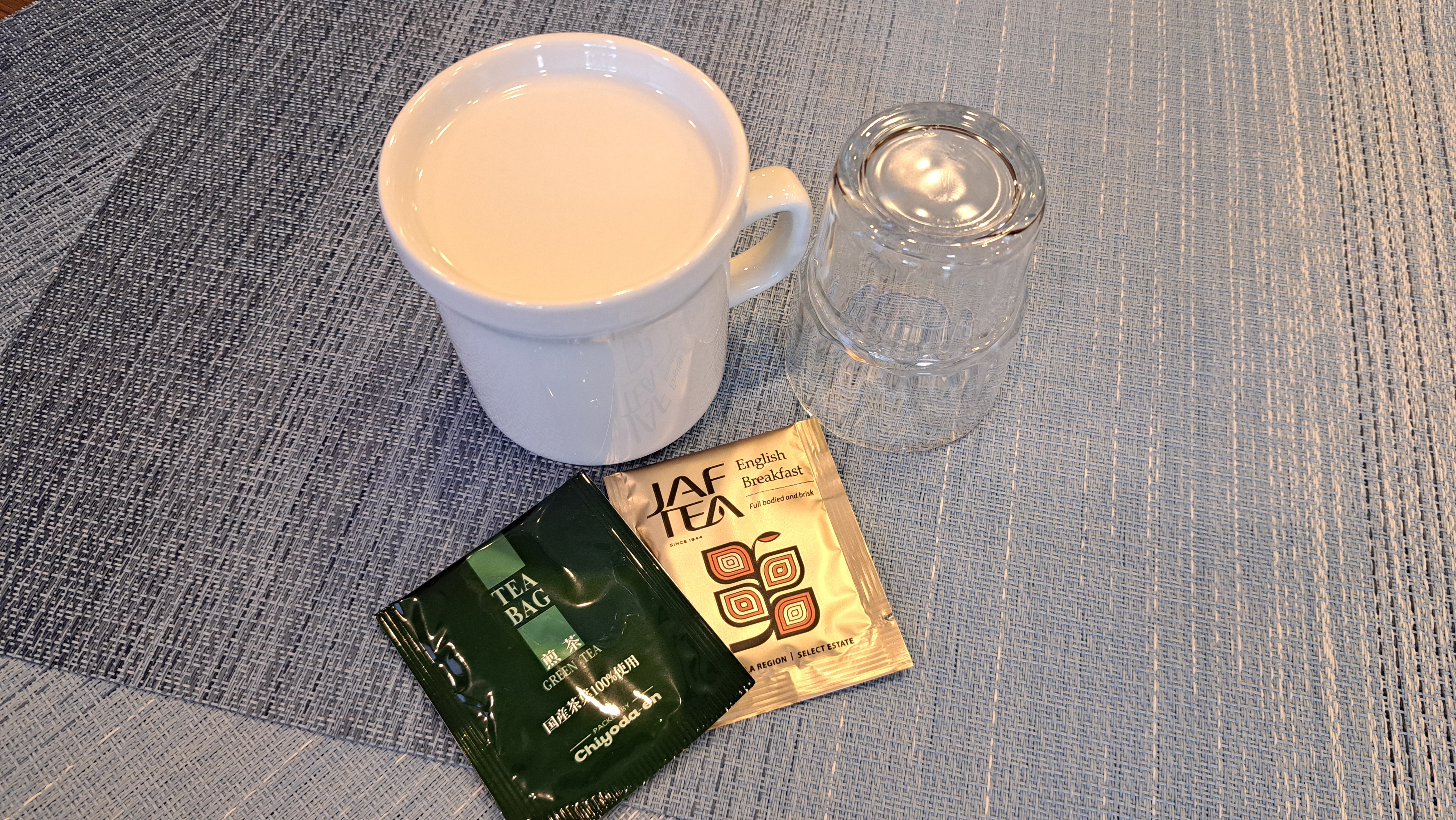 【客室お茶と紅茶】