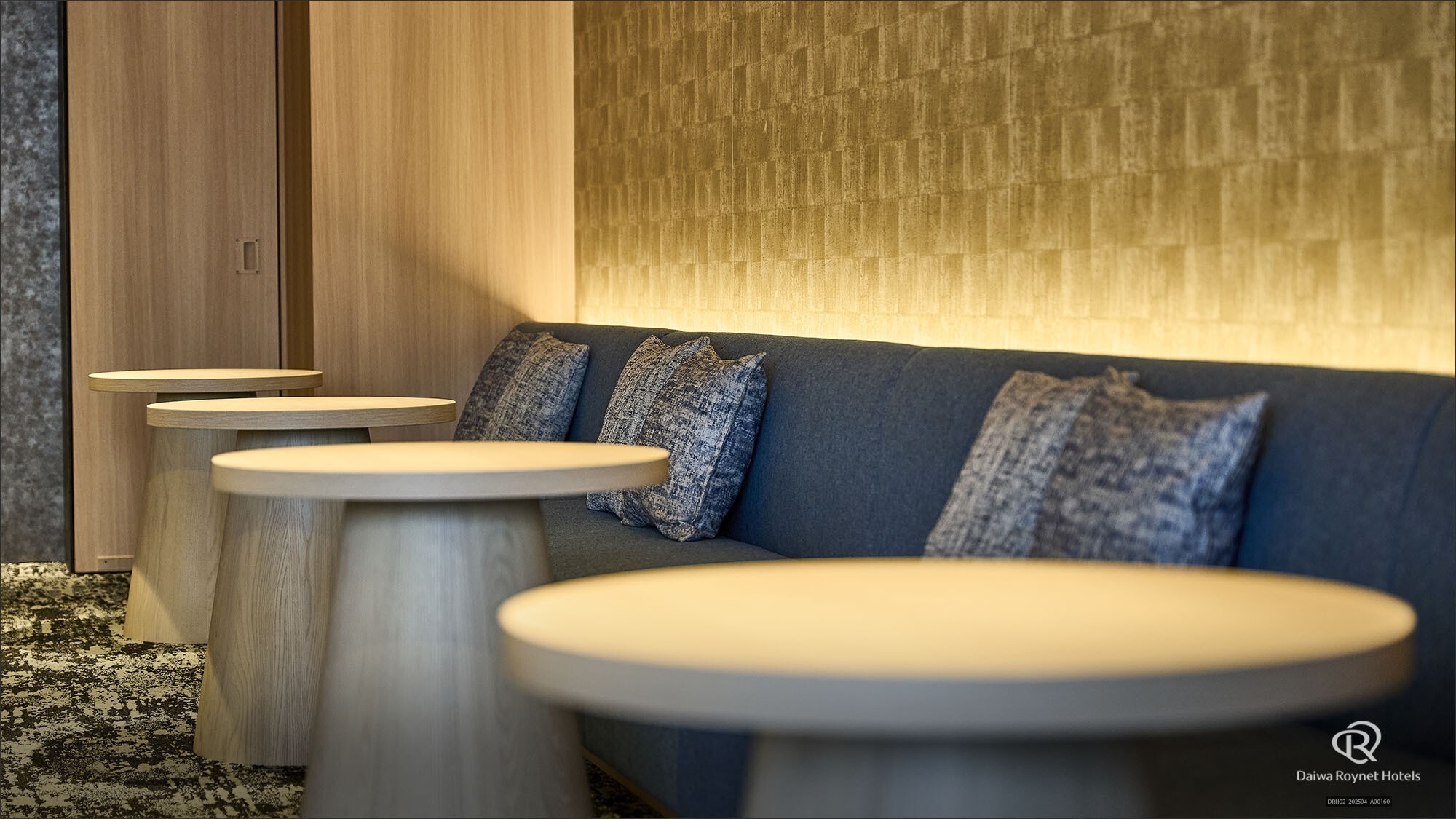 フロントロビー