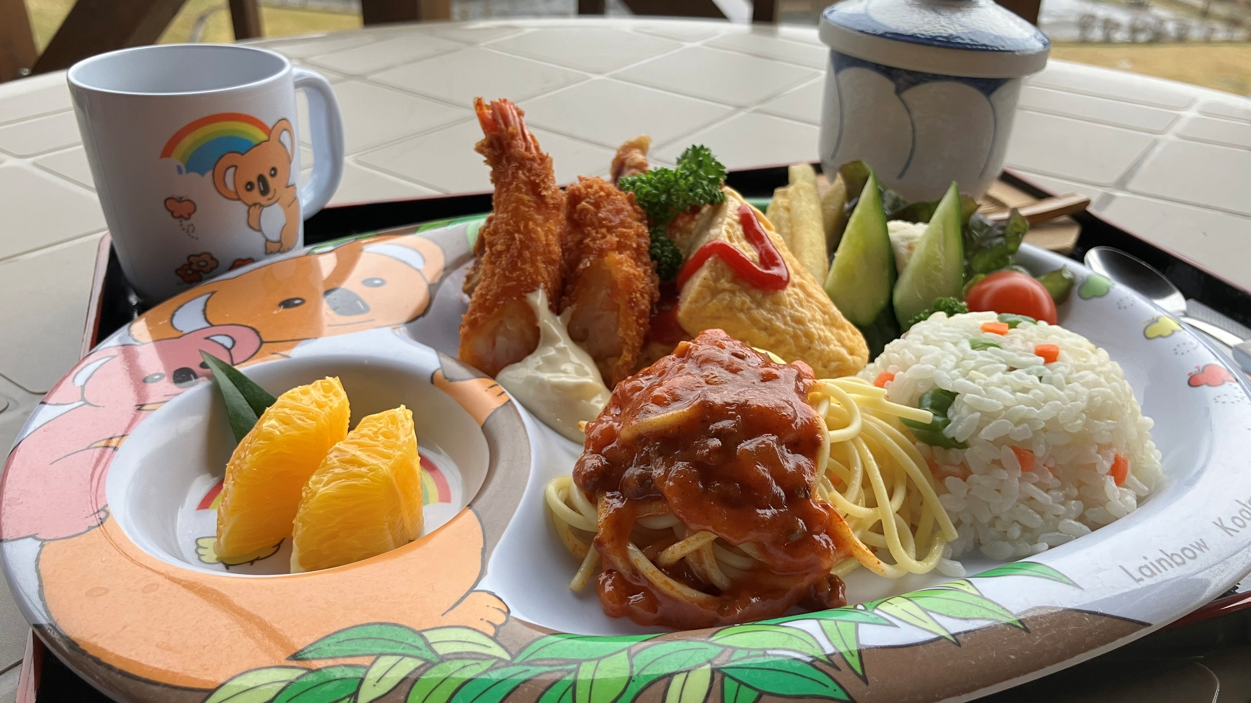 【お子様ランチ】幼児のお子様用の夕食です。