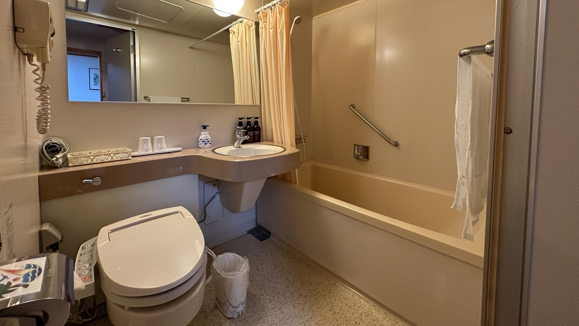 客室ユニットパス