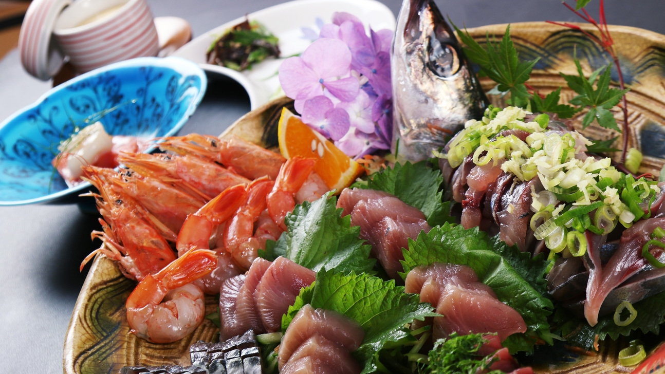 【年末年始限定】☆特別料理プラン☆こだわりの懐石料理と温泉をたっぷり楽しむ♪《1泊2食付》