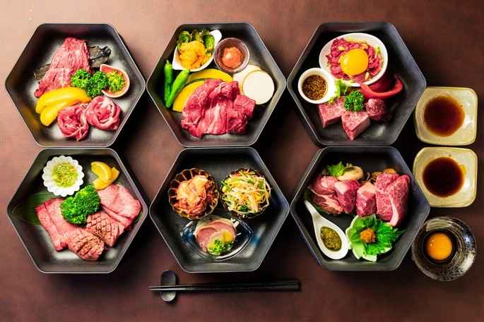 ◆しほろ牛プレミアム◆ 一番贅沢プラン＜焼肉６段・最大６時間飲み放題付きコース＞