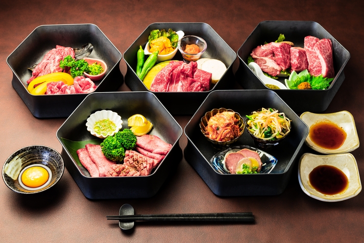 ＜焼肉コース５段＞１泊２食★地元ブランドしほろ牛BBQ＋ドリンク最大６時間飲み放題付★