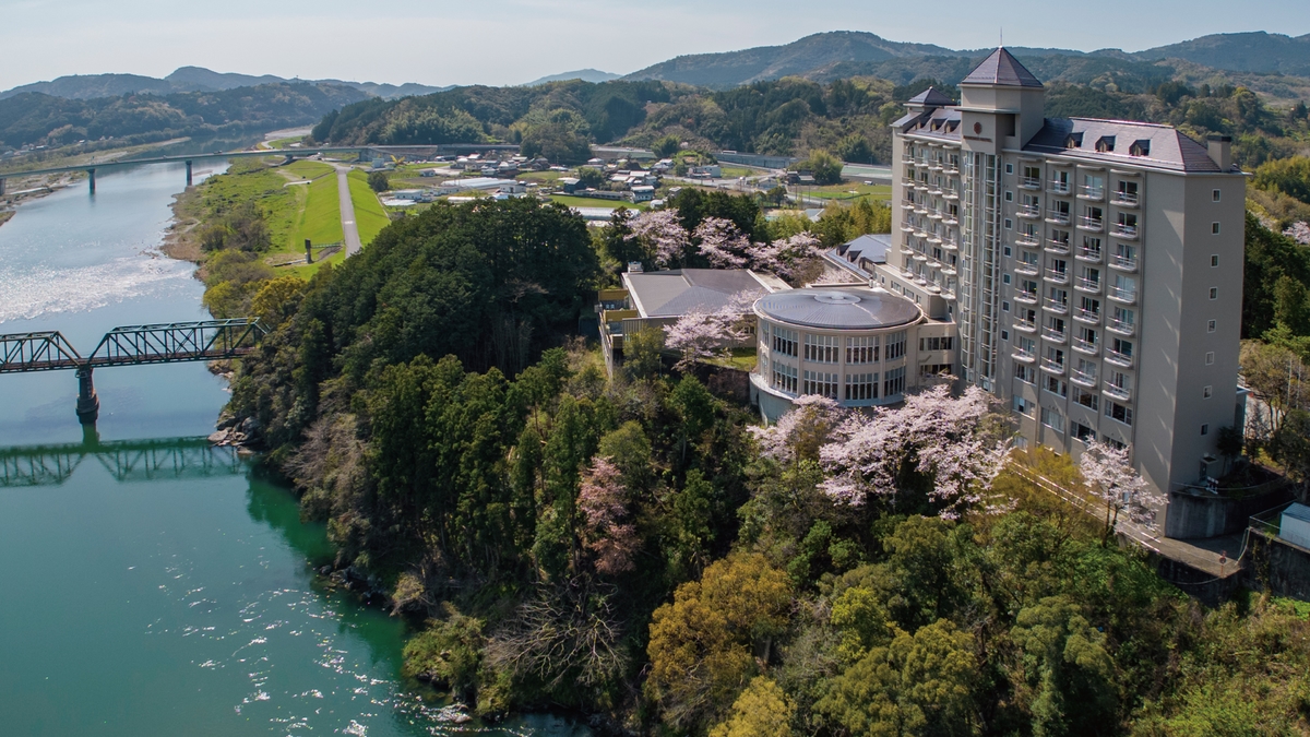 亀の井ホテル高知の施設外観