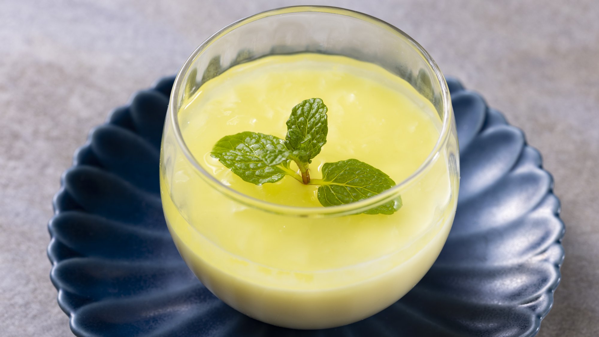 【季節の会席】春（2026年3月～5月）甘味 土佐文旦のジュレ掛けプリン