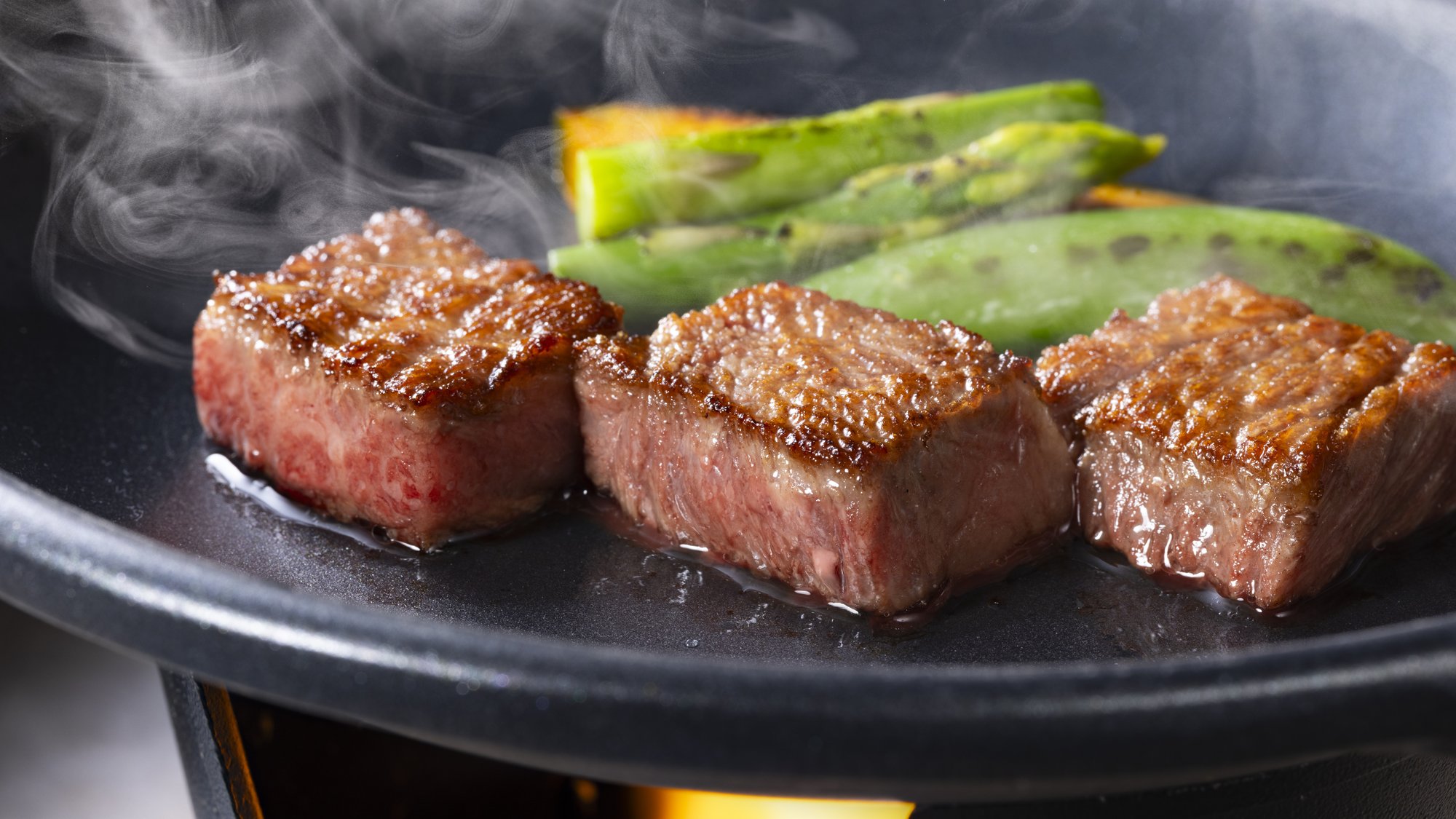 【特別会席】春（2026年3月～5月）台物 四万十牛と春野菜の陶板焼き