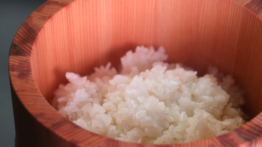 長治庵主人が自ら作る『究極の自然栽培米』こだわりの詰まったお米です。
