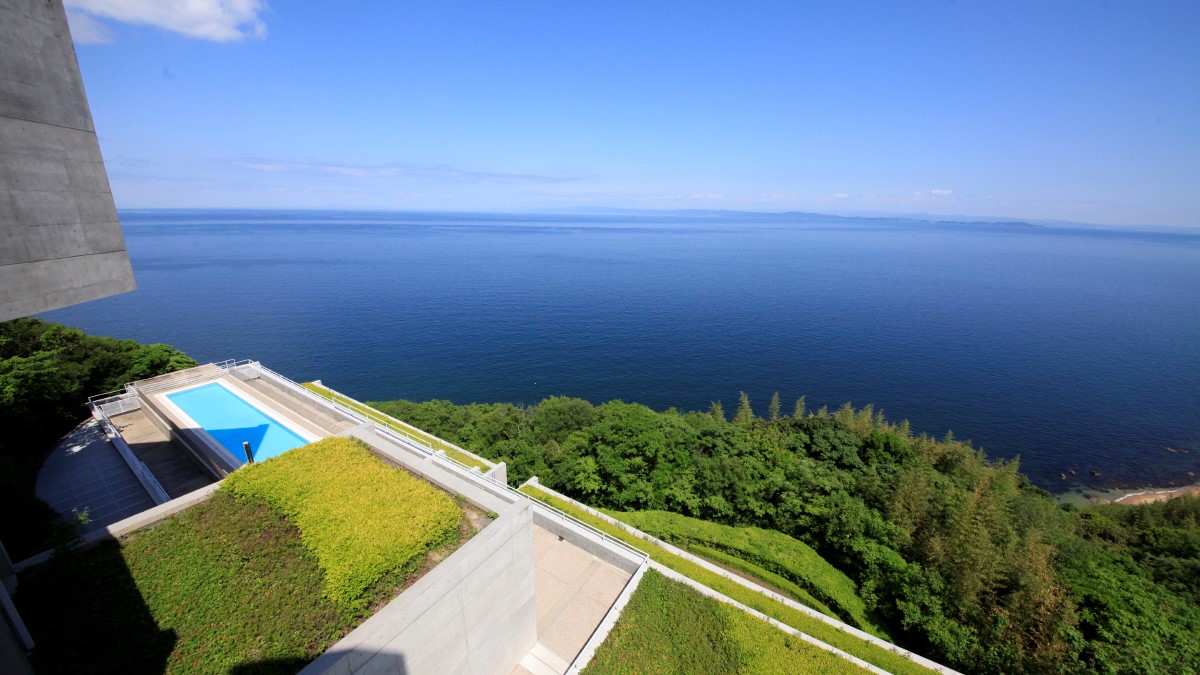 エレベーターホールからの景色は圧巻です。