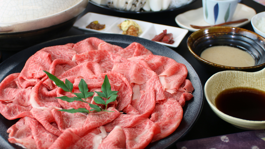 当館1番人気！【選べる黒毛和牛】すき焼きorしゃぶしゃぶ☆1泊2食付き
