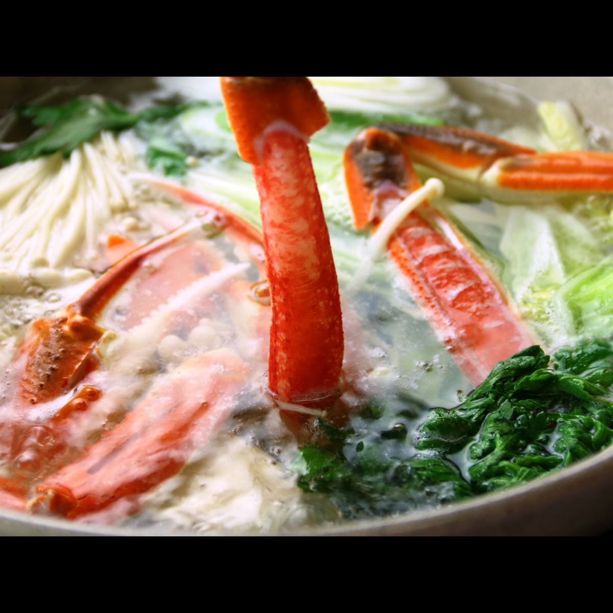 待ってました！この季節の寒い冬にはやっぱりかにすき