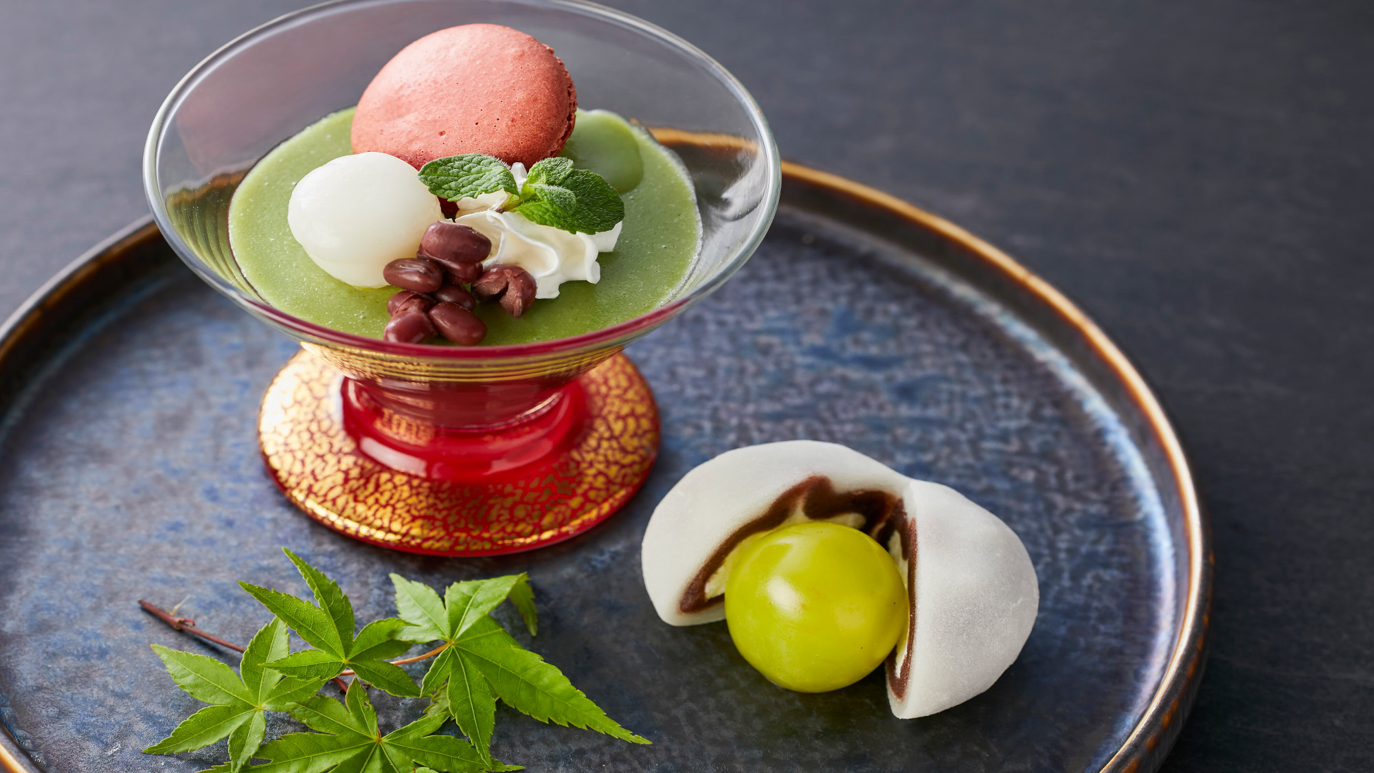 【極み/特別会席】夏(2026年6月～8月)甘味 水羊羹パフェ シャインマスカット大福