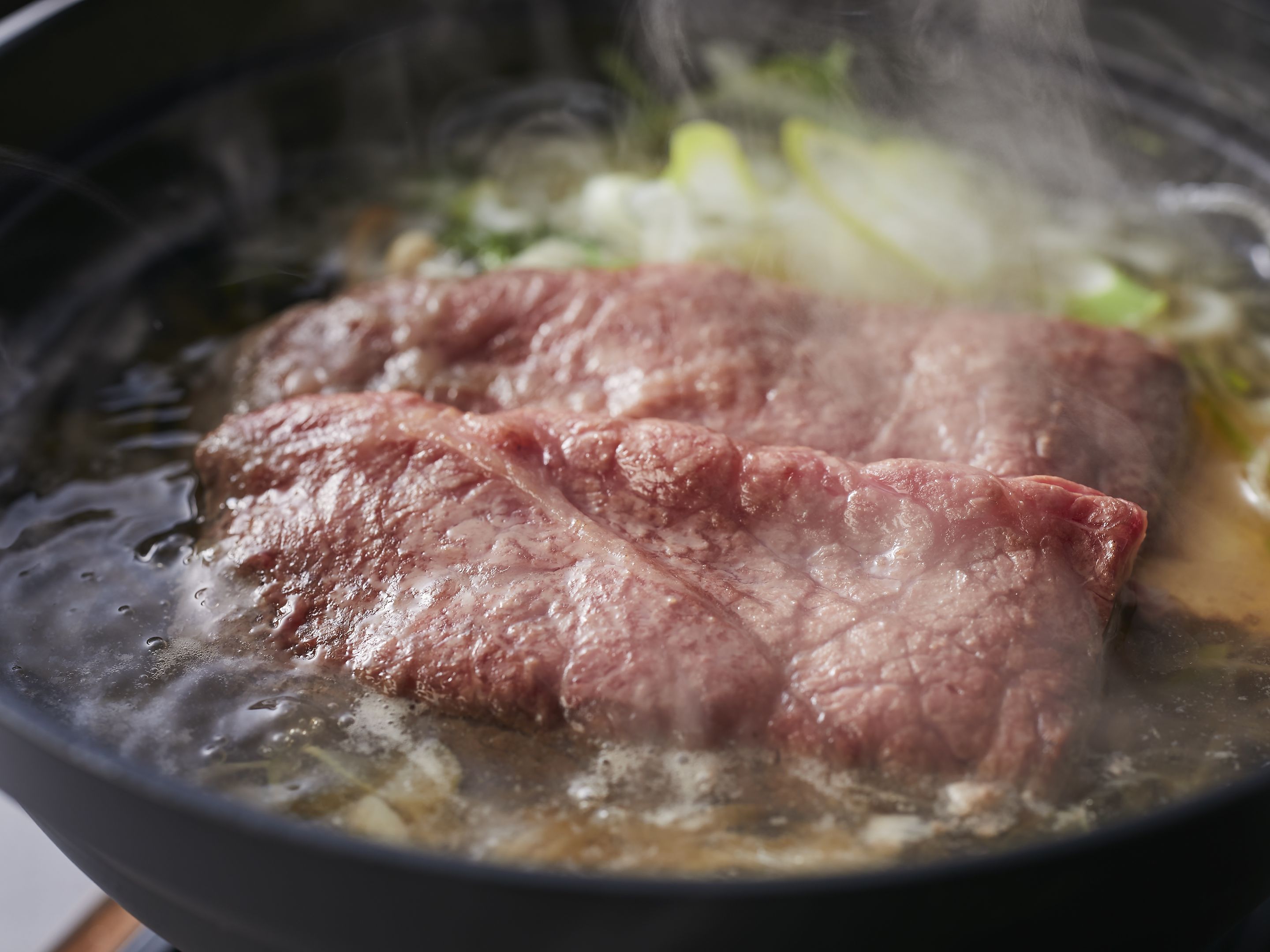 【土地の恵み会席】冬(2025年12月～2026年2月) 台の物 牛すき鍋