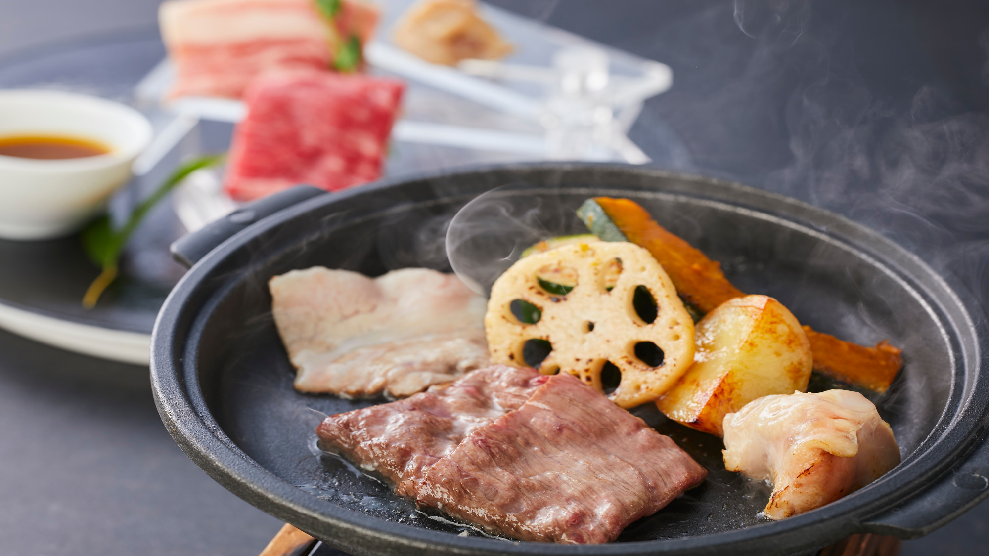 【季節の会席】夏(2026年6月～8月)焼き物 奈良の五徳味噌ダレを使った　牛　豚　鶏の食べ比べ　