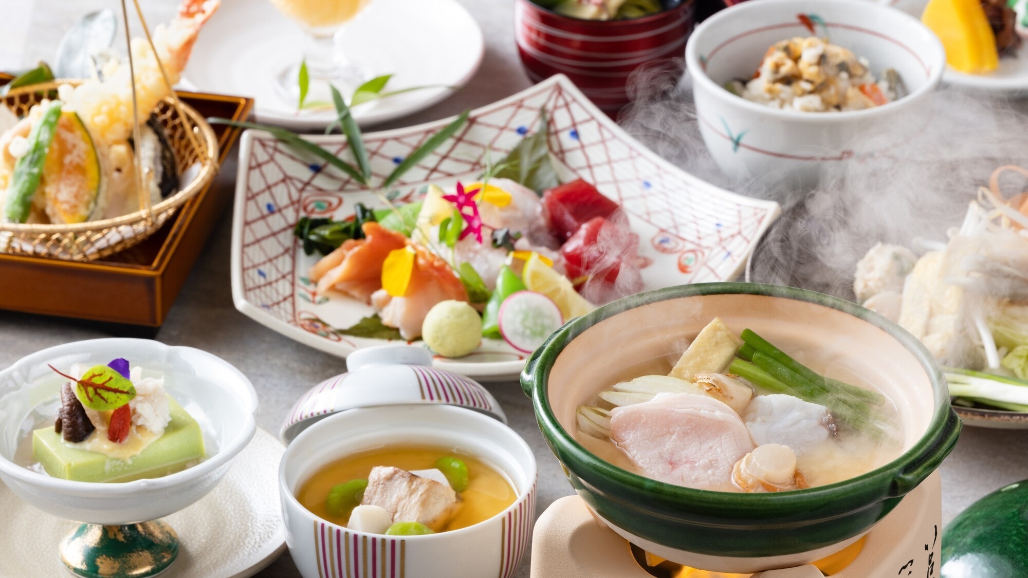 【学生旅行応援】卒業旅行の思い出作りに最適！2つの特典付き【季節の会席】