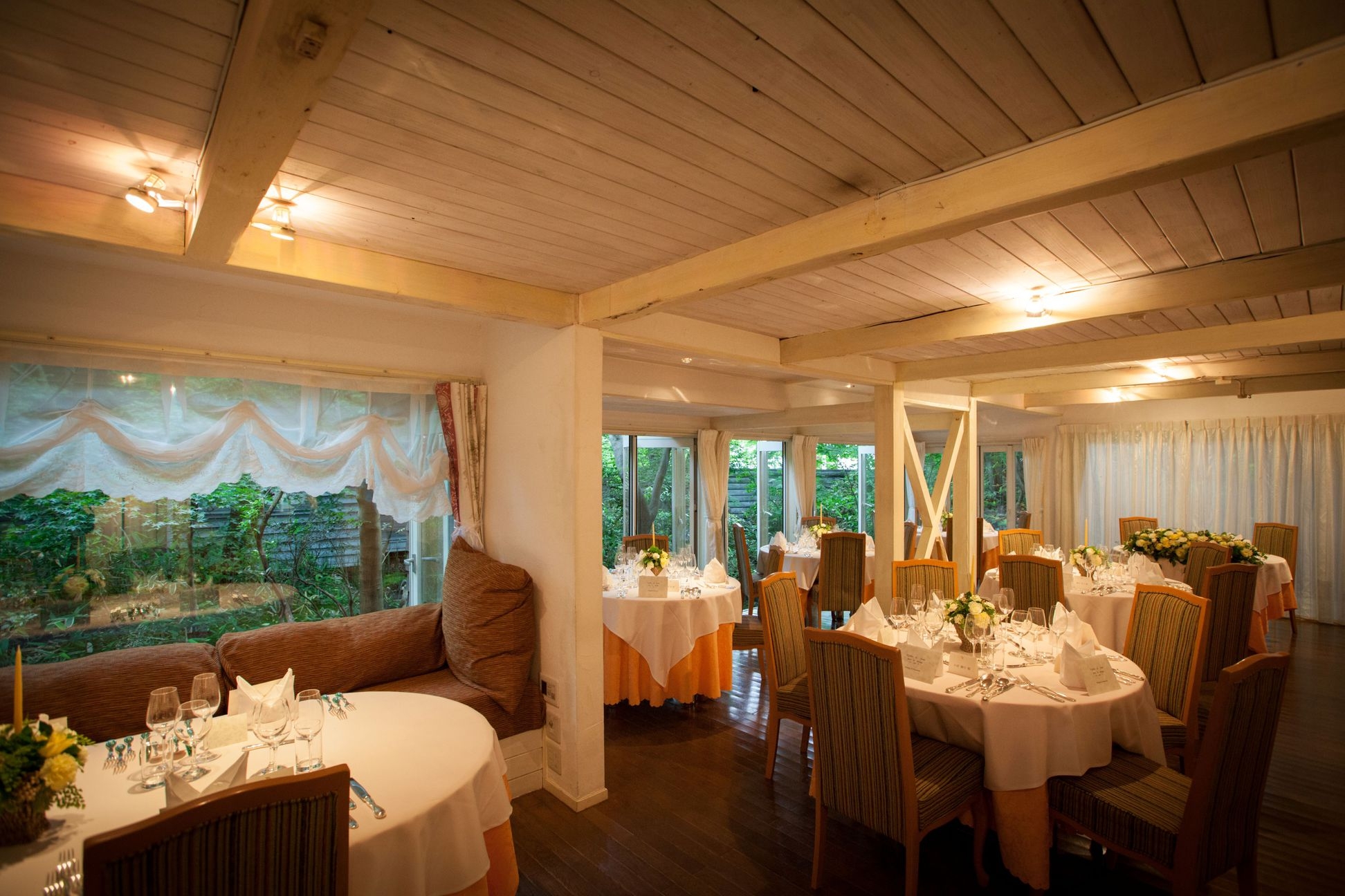 ■室数限定■オーベルジュ・ド・プリマヴェーラでのフレンチディナー＋お部屋でのご朝食がついたプラン■