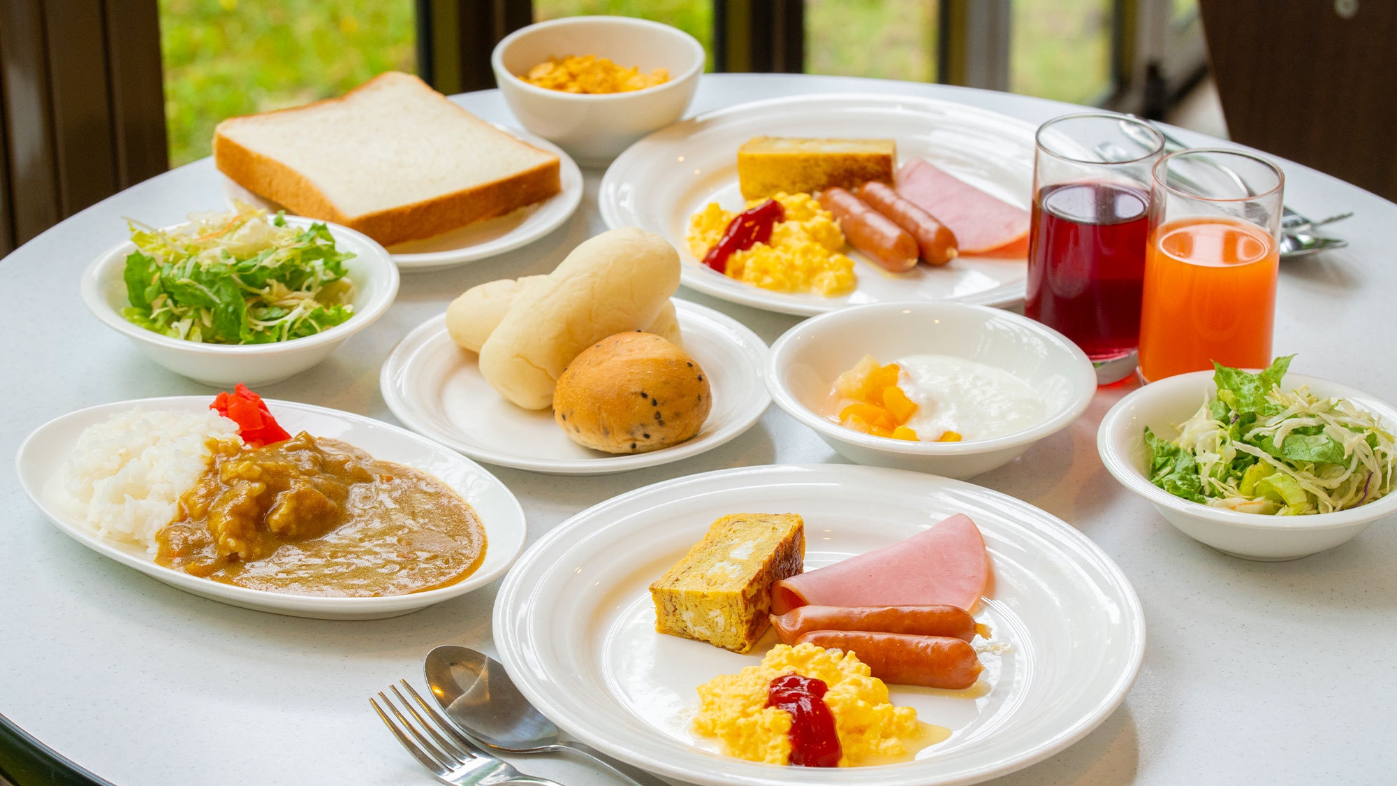 ＜現金特価＞【2食付プラン】姉妹館のフードホールで霧降高原牛ステーキの夕食を堪能＆朝食付