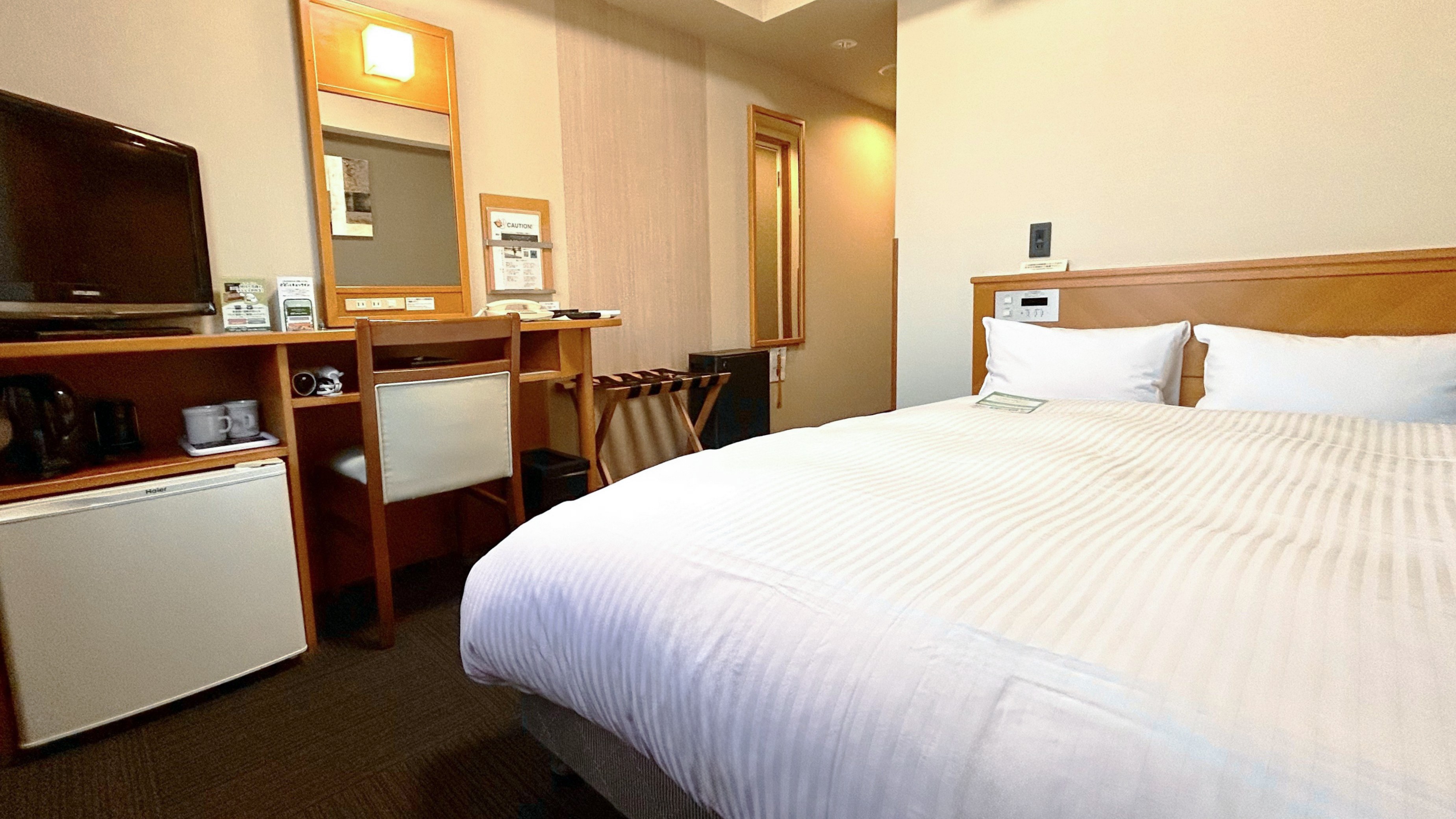 セミダブルルーム1