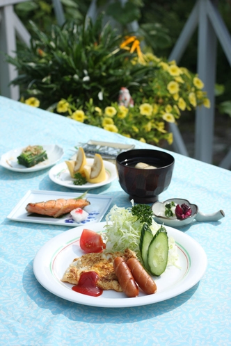 さわやかな朝を彩るご朝食