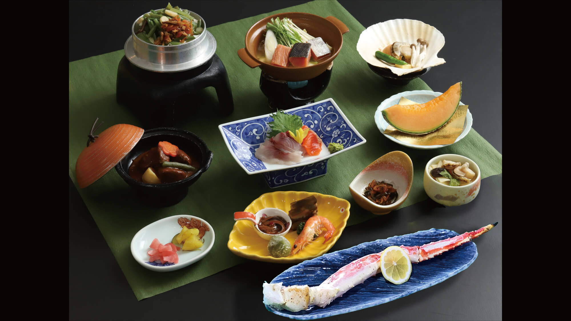 ◇お得に温泉を楽しもう！季節の和食膳プラン＋タラバガニ足1本（約200g）付き【夕朝食付】