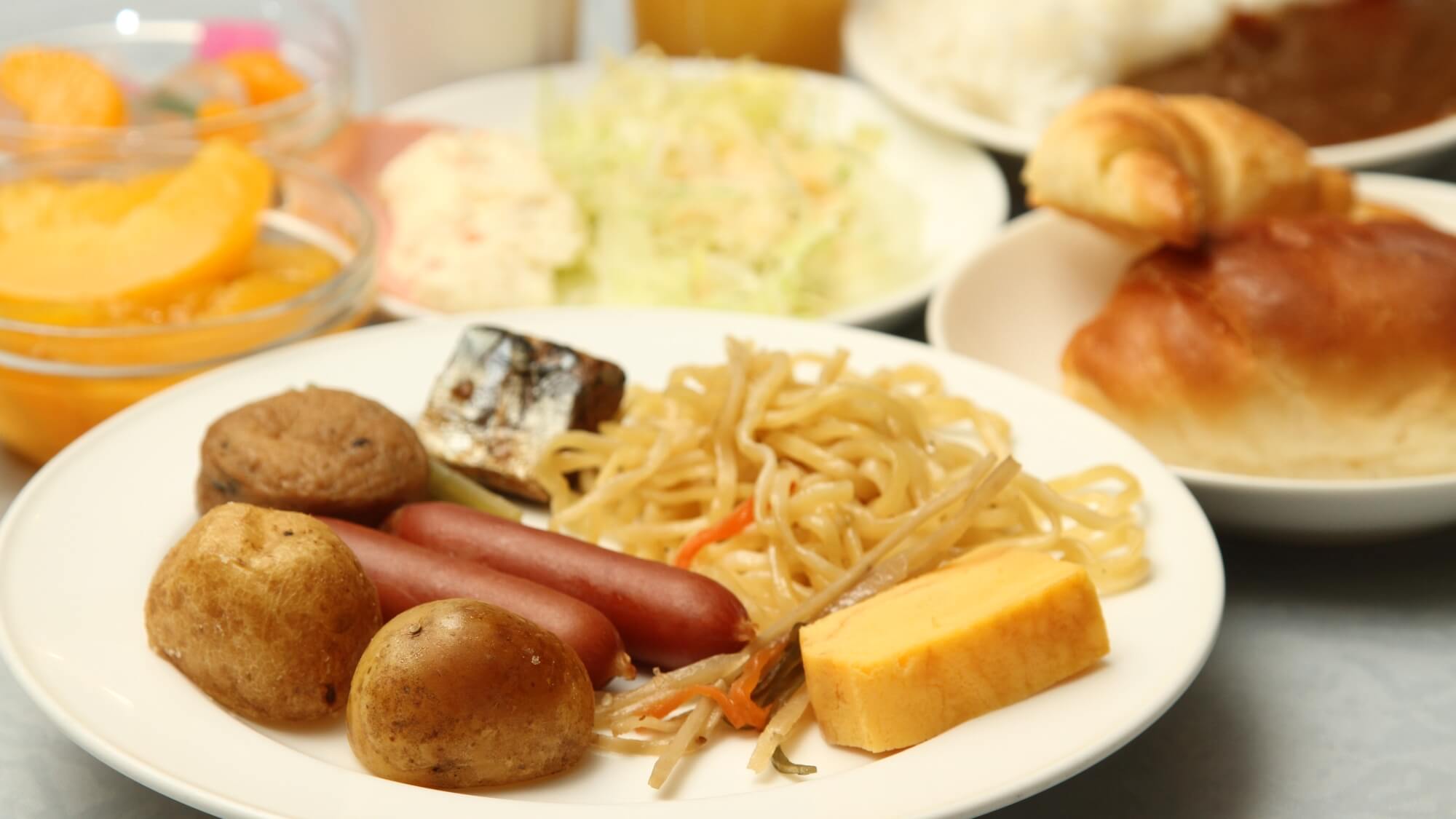 ■朝食バイキング盛り付け例～セットメニューの場合もございます