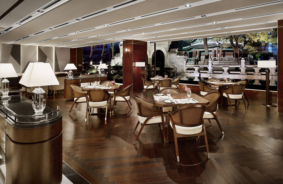 ナインスゲート