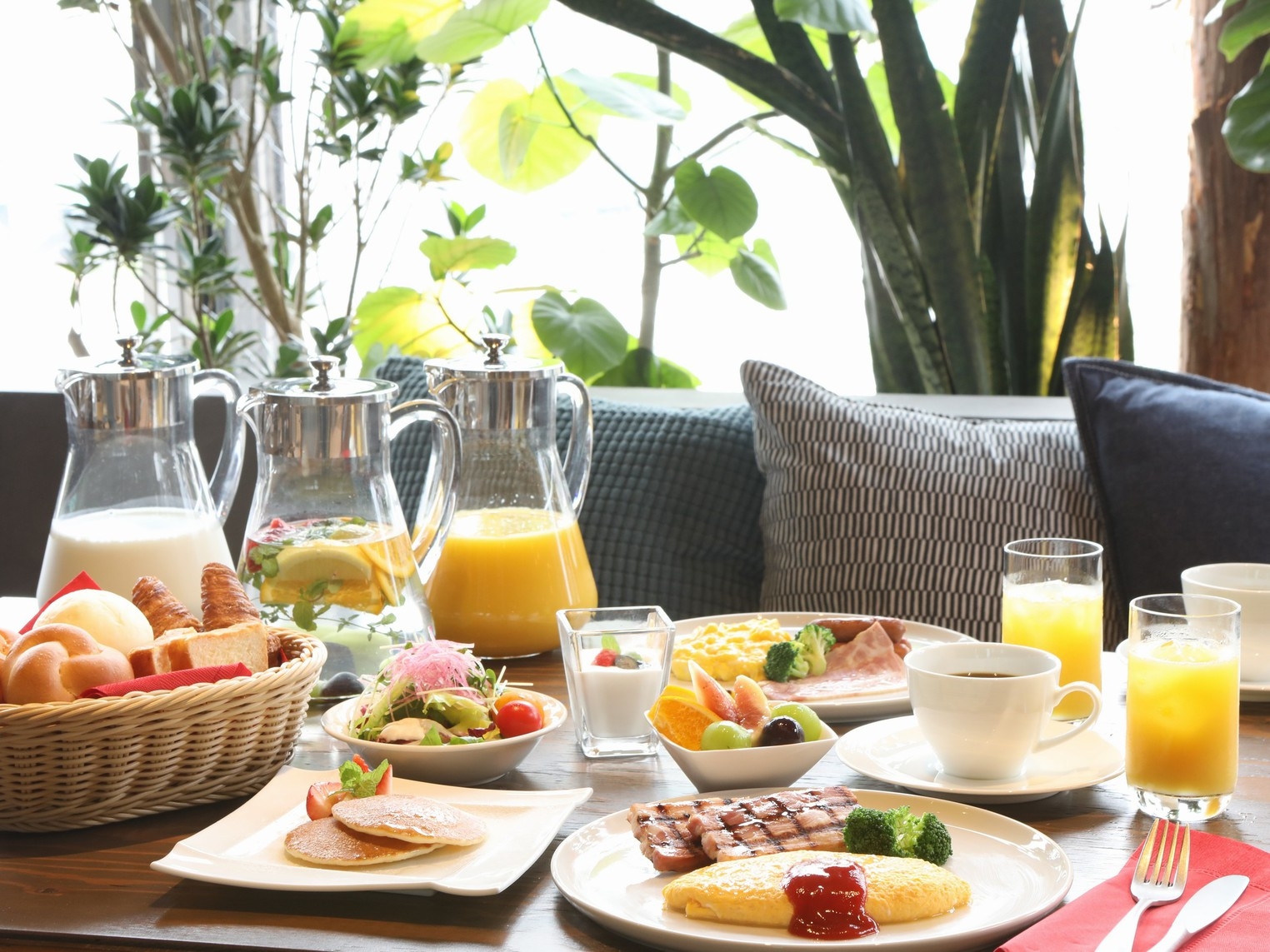 プレミアムsuite〜スタイリッシュで開放的な寛ぎ空間〜