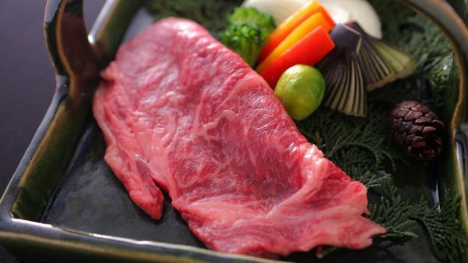 お肉