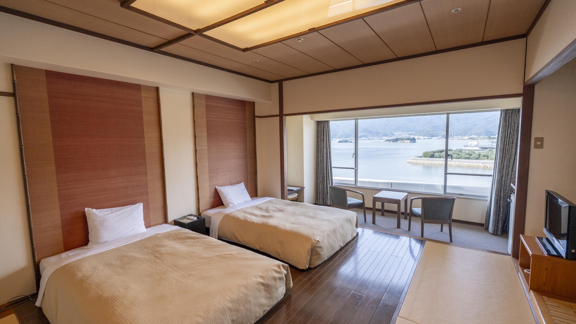 ◆モダンツイン｜和と洋が織りなすオリエンタルな雰囲気をお楽しみいただけます。