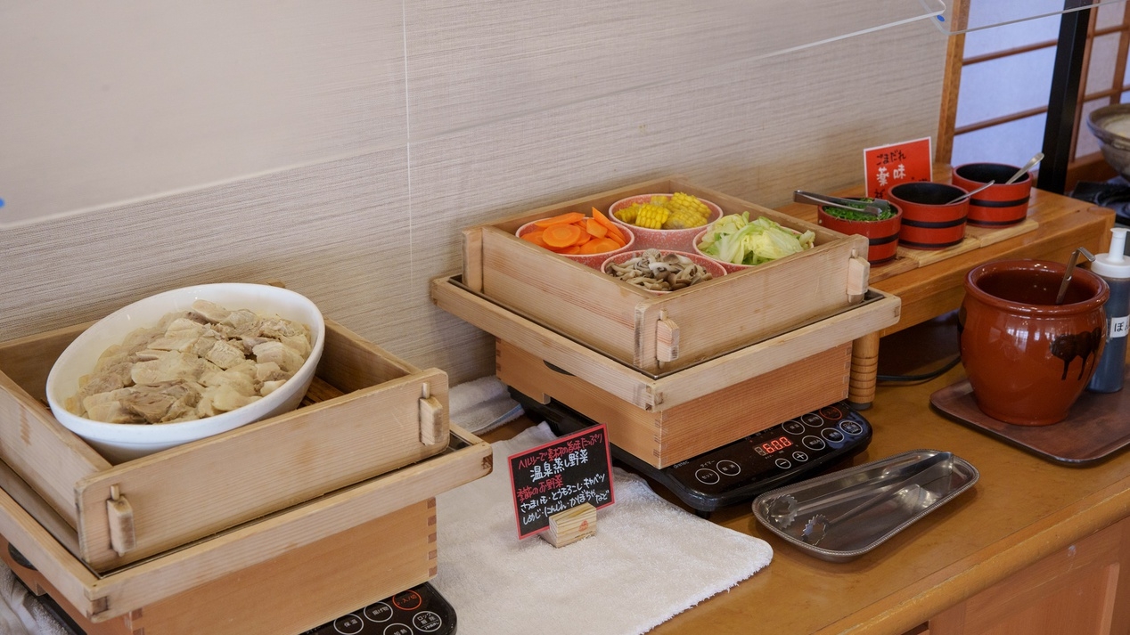 【朝食付プラン】種類豊富なご当地グルメバイキングで大満足♪チェックイン21時までOK！