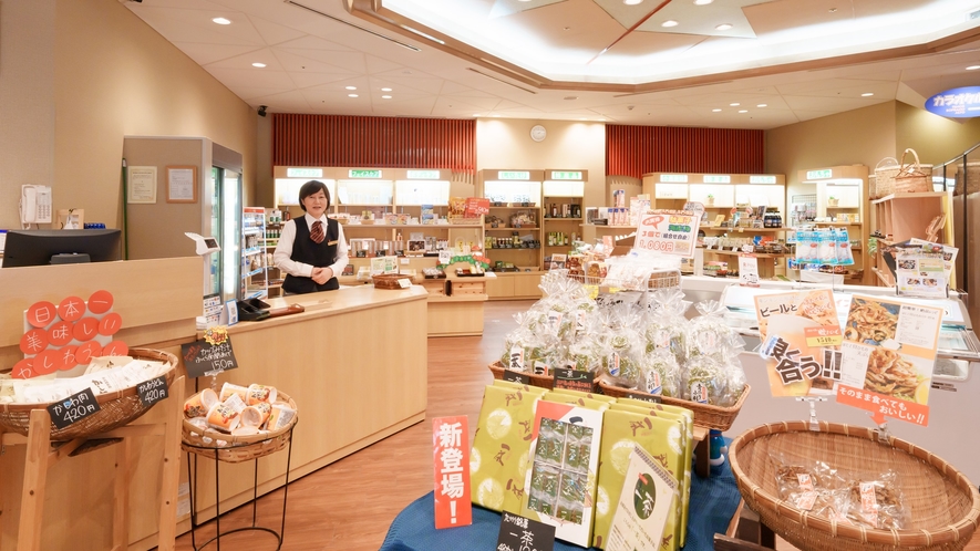 <売店>日田近郊、地元特産品また話題の商品もたくさん取り揃えております。
