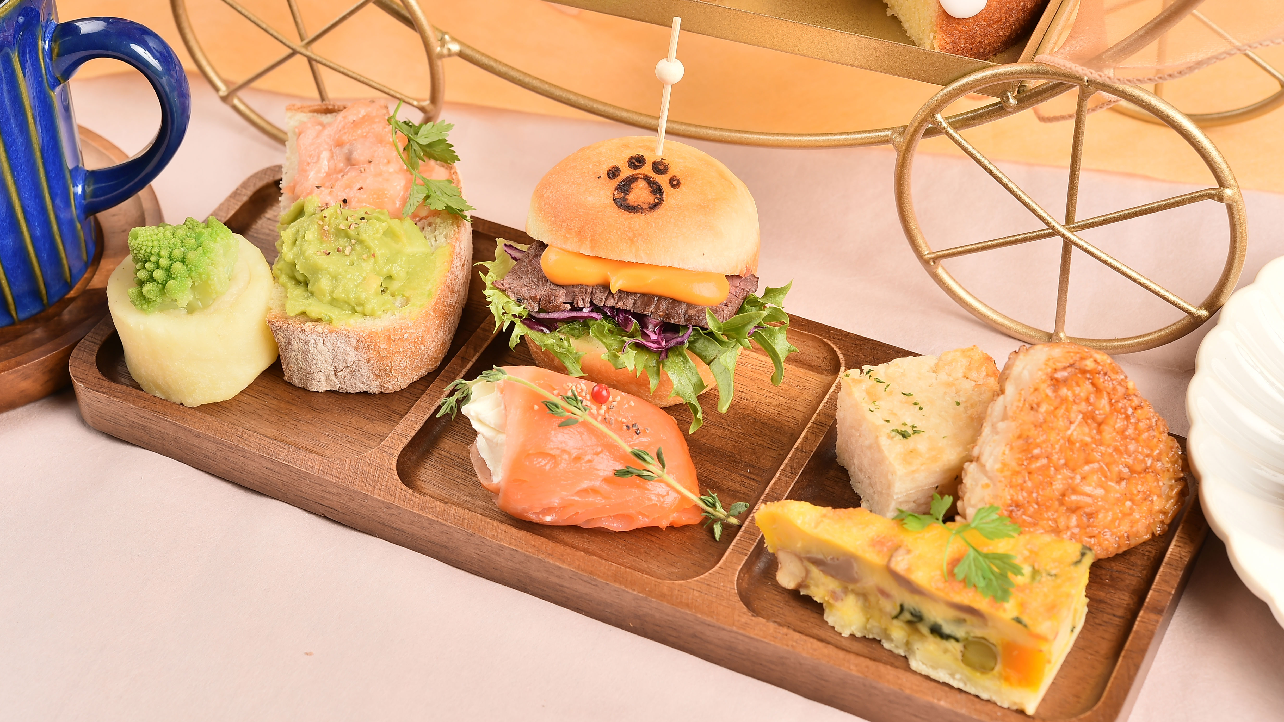 本屋敷で全て手作り！！アフタヌーンティー